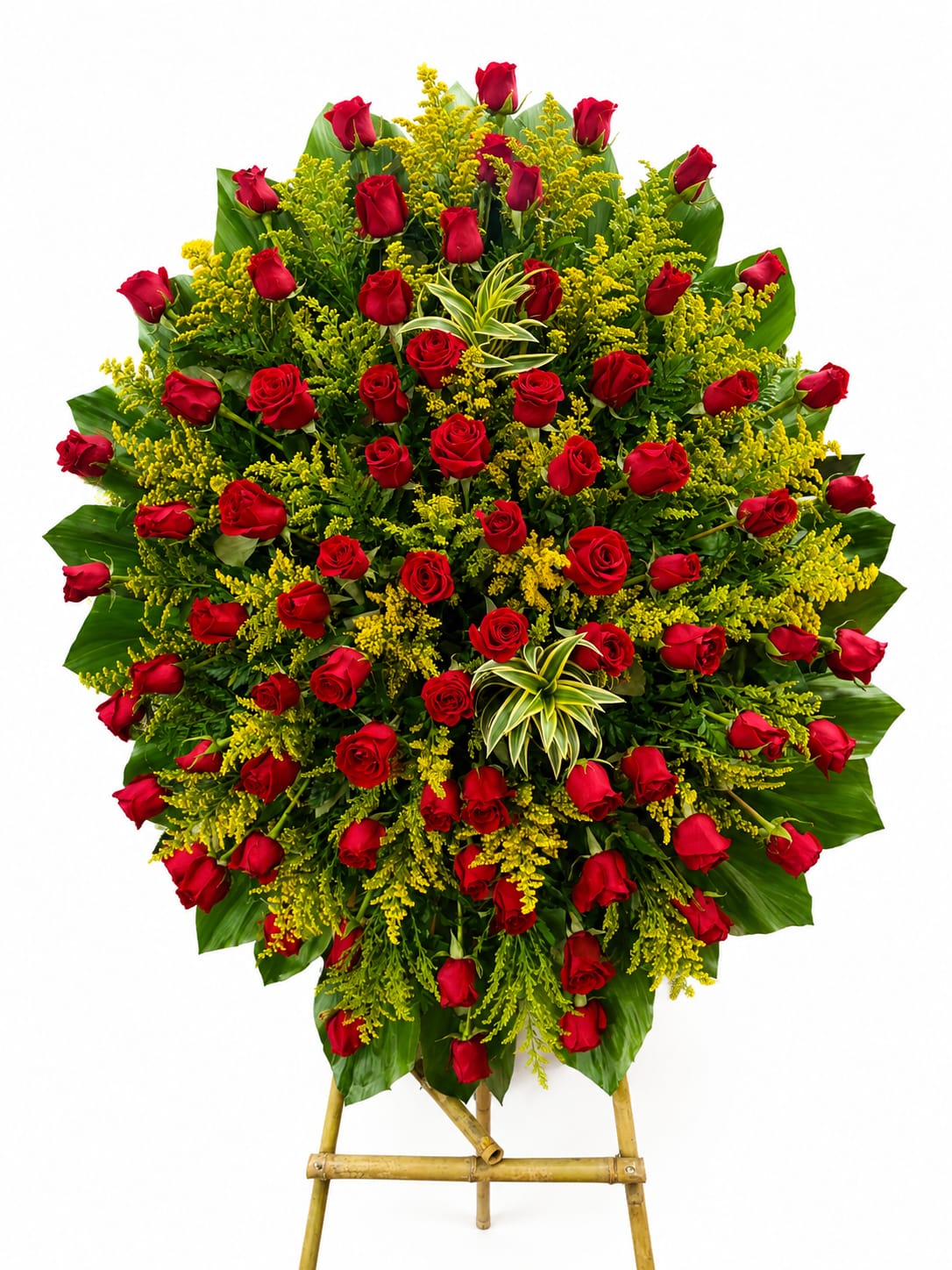 Corona funebre en rosas rojas Chipre Manizales Caldas Colombia