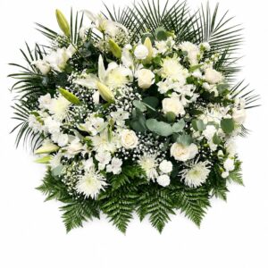 Ramo funebre en rosas blancas Chipre Manizales Caldas Colombia